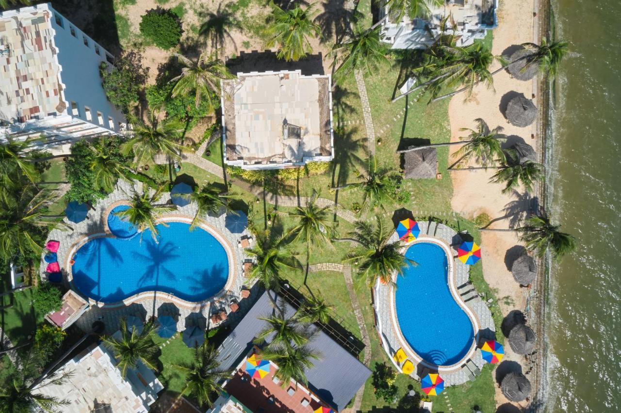 Ocean Place Mui Ne Resort Buitenkant foto
