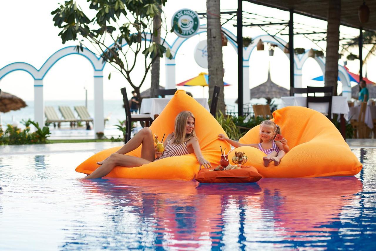 Ocean Place Mui Ne Resort Buitenkant foto