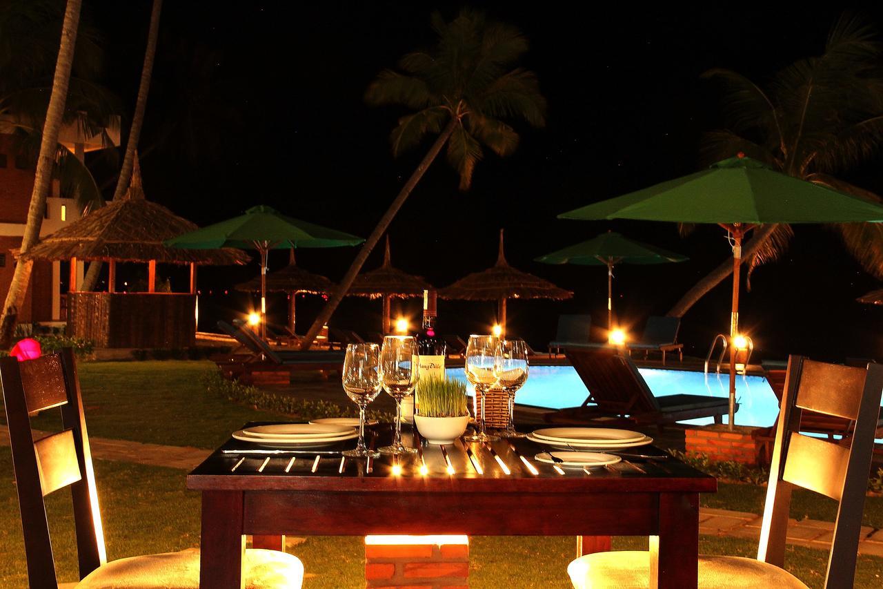 Ocean Place Mui Ne Resort Buitenkant foto