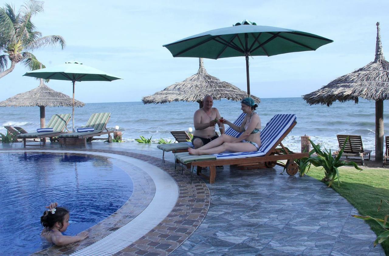 Ocean Place Mui Ne Resort Buitenkant foto